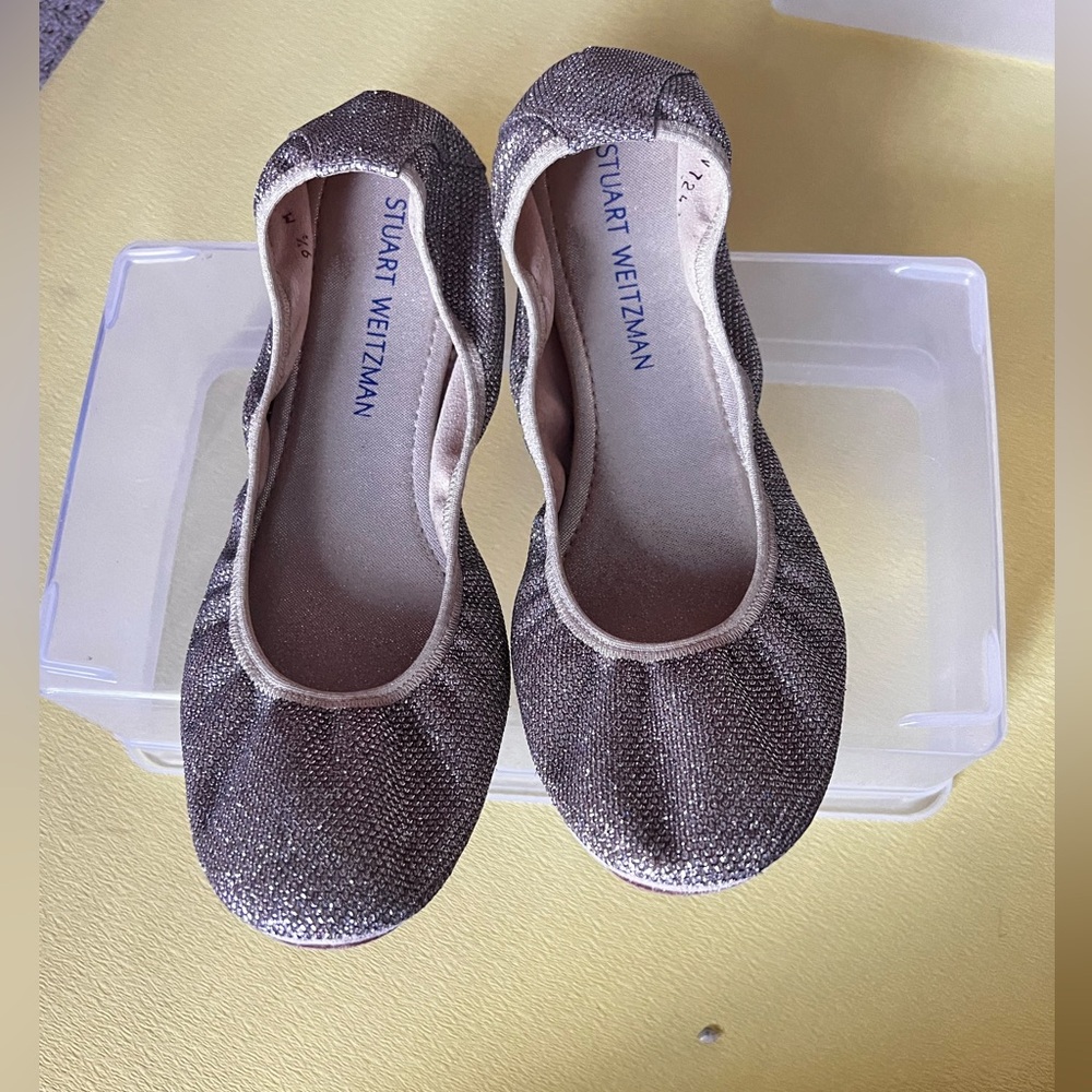 Stuart Wiseman Gold Glitter Flats. Size 39